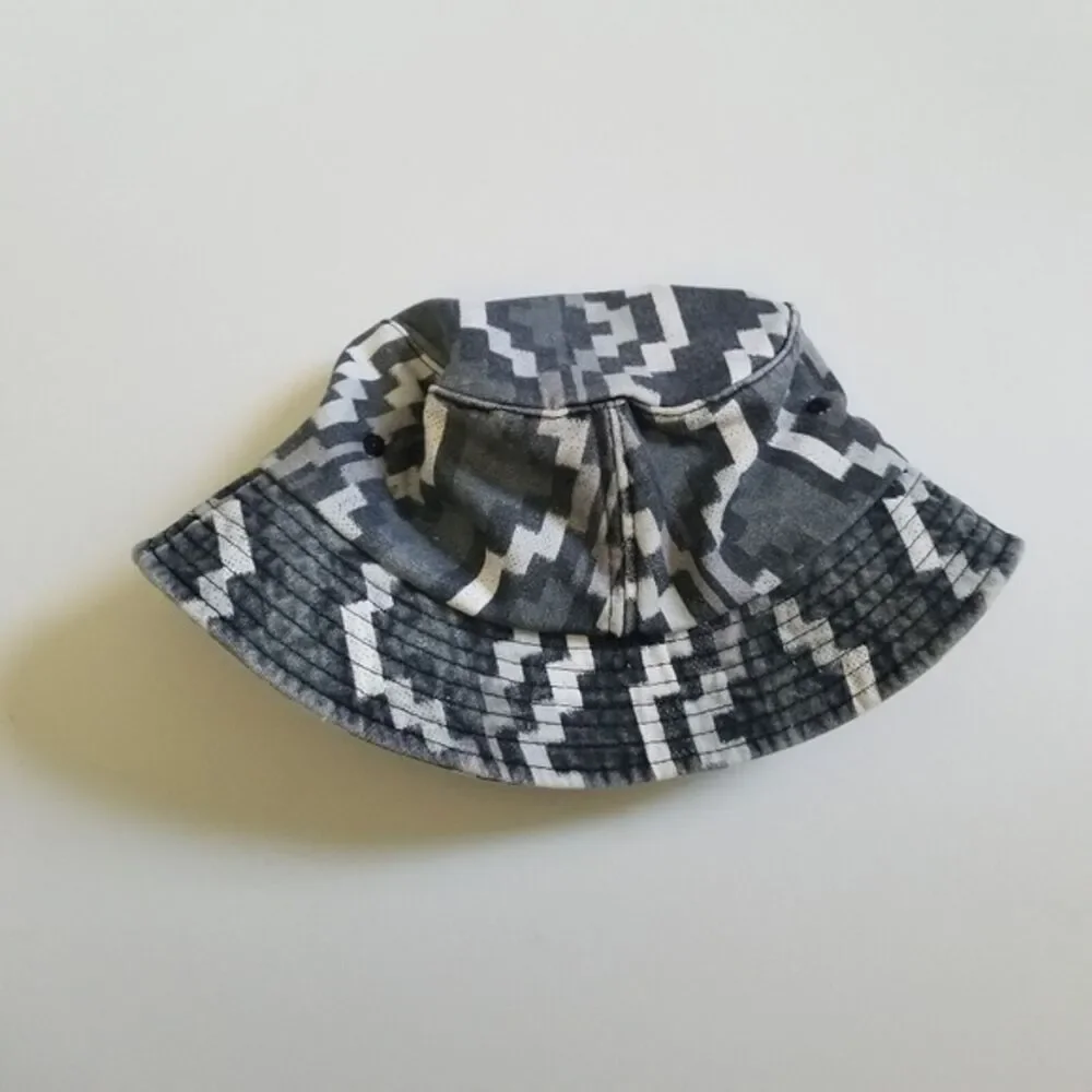 Cotton On Y2K Gray Bucket Hat